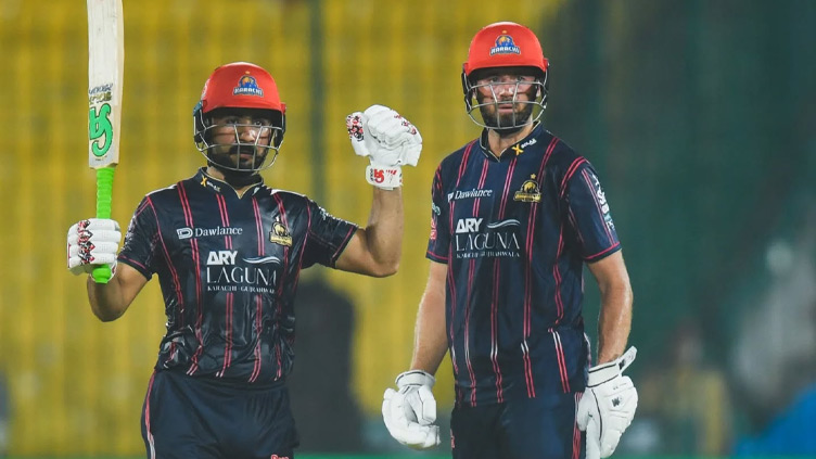 Vince, Khushdil power Karachi Kings to victory over Multan Sultans in high-scoring run chase